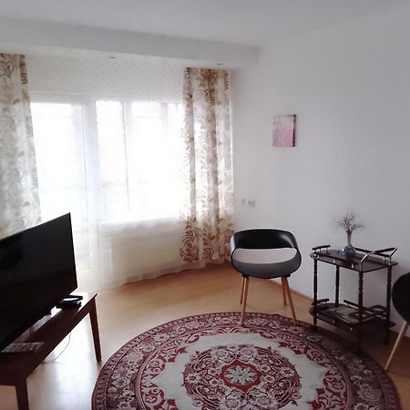 Apartment Near The Sea 文茨皮尔斯 外观 照片